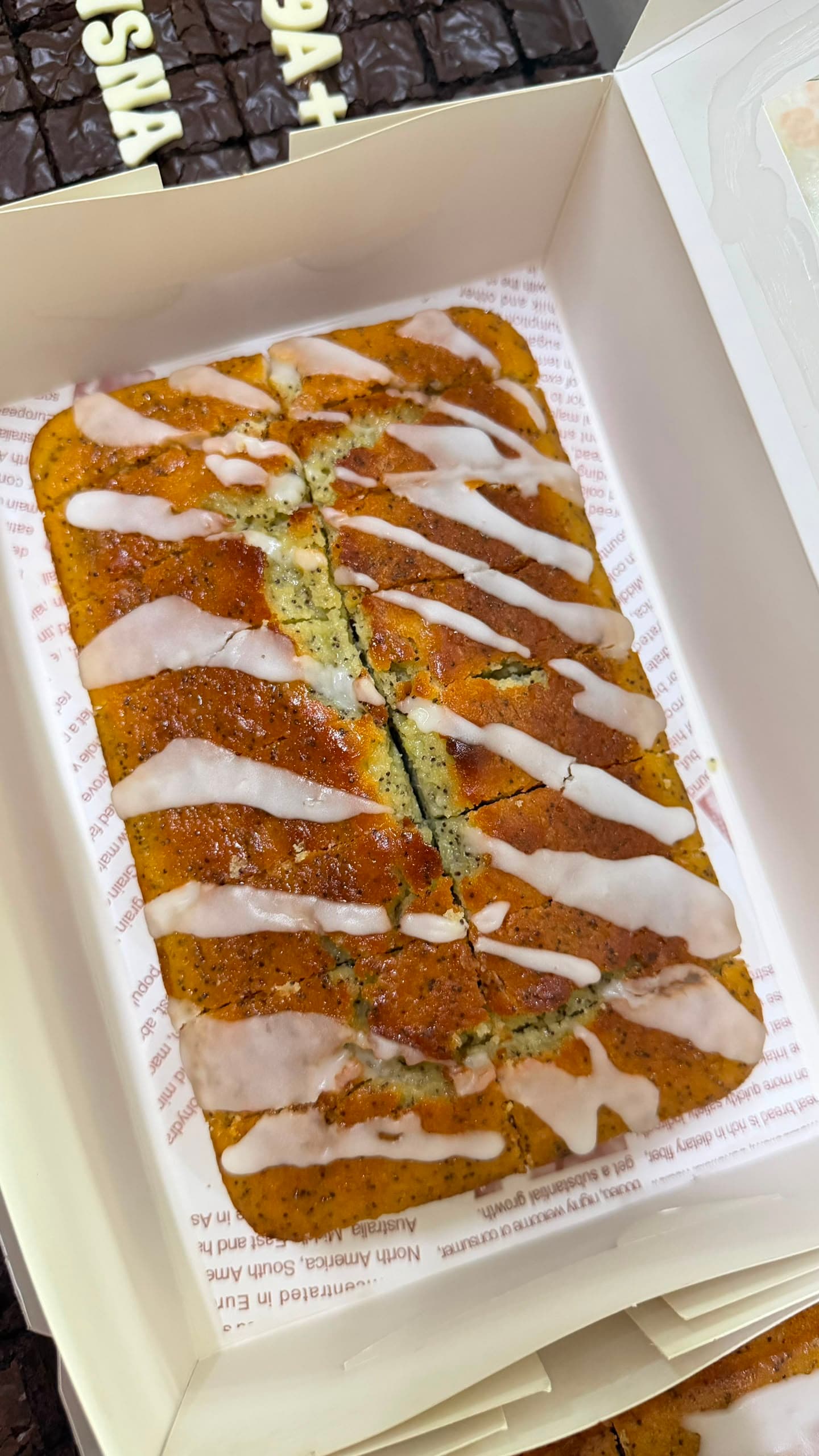 Lemon Poppyseed Cake (Loaf style)